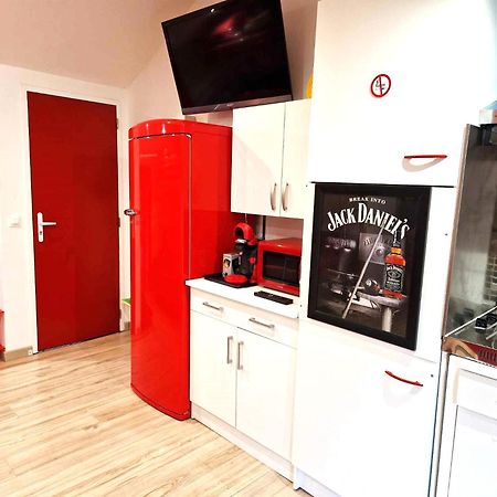 11 - Tres Joli 2 Pieces Tout Equipe Pour 1 A 5 Personnes, Vue Sur Parc Arbore, Parking Privatif Gratuit, Grand Fourgon Possible, Tout Le Linge De Maison Est Fourni Razac-sur-lʼIsle Exterior foto