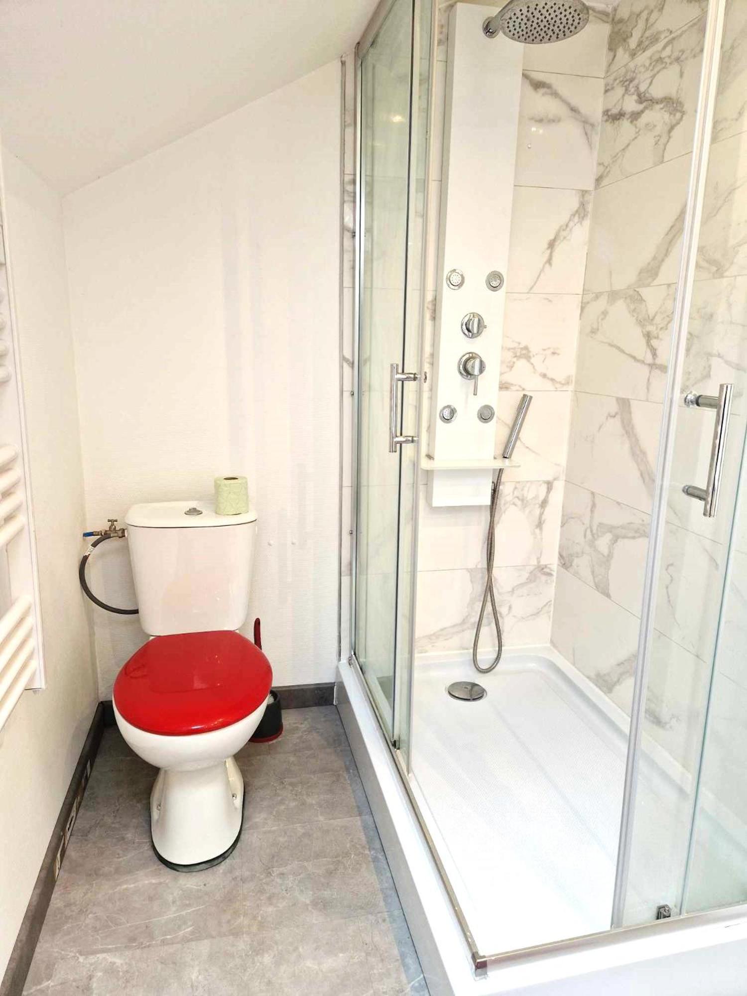 11 - Tres Joli 2 Pieces Tout Equipe Pour 1 A 5 Personnes, Vue Sur Parc Arbore, Parking Privatif Gratuit, Grand Fourgon Possible, Tout Le Linge De Maison Est Fourni Razac-sur-lʼIsle Exterior foto
